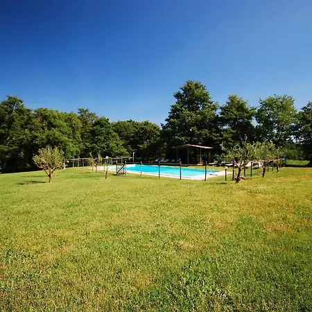 Ferienwohnung Fuer 2 Personen 2 Kinder Ca 50 Qm In Citta Della Pieve, Trasimenischer See Appartement *